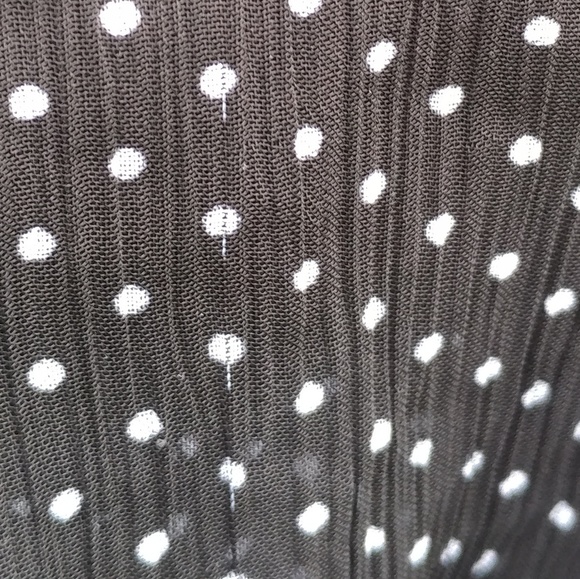 Dressbarn Top - size M - Picture 8 of 8